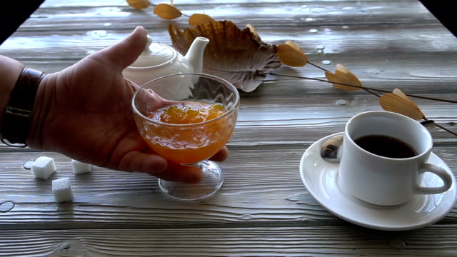 The-chef-serves-a-sweet-dish-of-pumpkin-to-the-table-with-tea