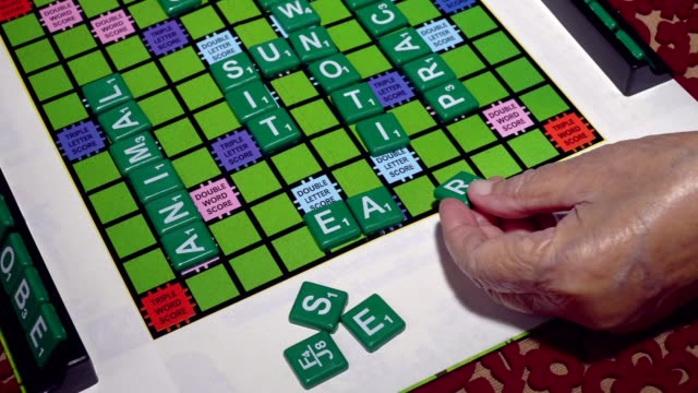Crosswords-for-Elderly-,help-improve-memory-&-brain