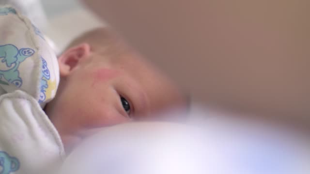 Breastfeeding-newborn-baby