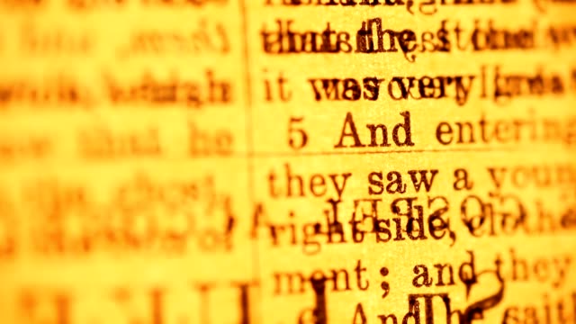 Biblia-al-azar-Versus