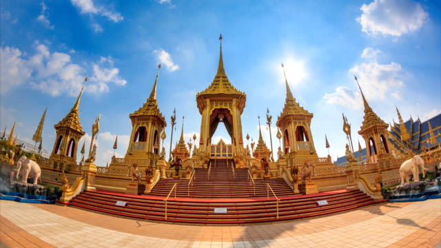 The-Royal-Crematorium-Of-King-Bhumibol-Adulyadej,-Thailand-4K-Time-Lapse