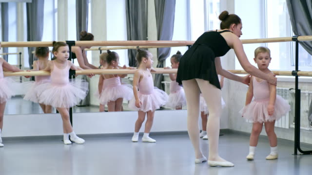 Starting-Ballet-Lesson