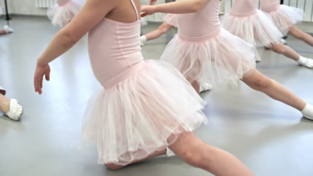 Little-Ballerinas-Training-in-Dance-Studio