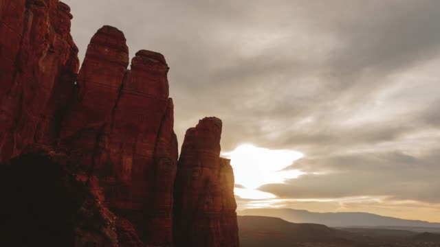 Epic-Euphoric-Sunset-time-lapse-at-Cathedral-Rock-Trail,-Sedona