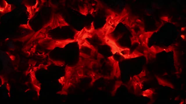 Feuer-Nacht-Asche-Kohle