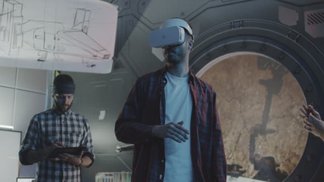 Developers-testing-VR-video-game
