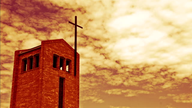 Zeitraffer-einer-christlichen-Kirche-gegen-rote-bewölktem-Himmel