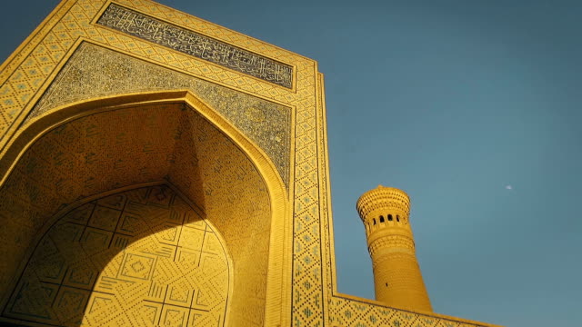 Mir-i-Arab-Medressa-in-Bukhara,-Uzbekistan
