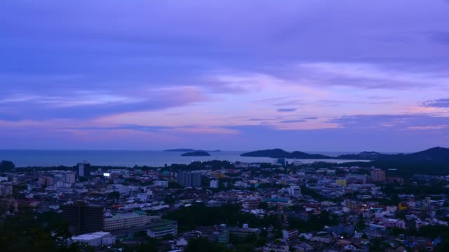Ciudad-de-Phuket,-vista-de-ángulo-alto.