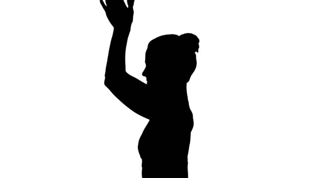Silhouette-junge-Frau-Yoga-zu-praktizieren