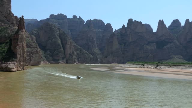 Boot-am-gelben-Fluss-In-der-Provinz-Gansu-China-Asien