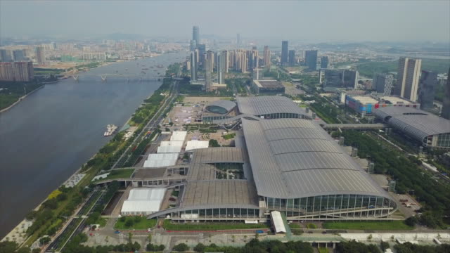 sonnigen-Tag-Guangzhou-Stadtbild-Bezirk-aerial-Panorama-4k-China-Leben