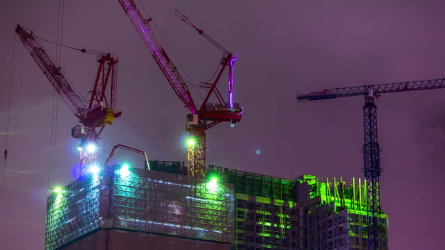 Nacht-Shenzhen-Wolkenkratzer-Top-Bau-Kran-4k-Zeitraffer-china