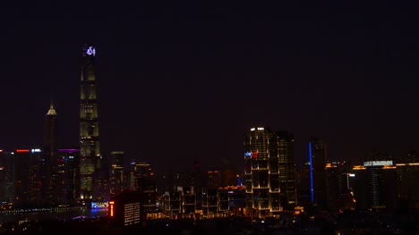 Nacht-erleuchtet-Stadtbild-Innenstadt-auf-dem-Dach-Panorama-4k-China-shanghai