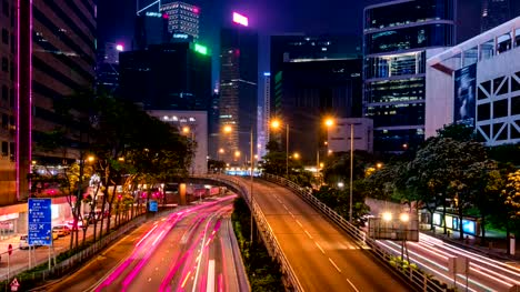 Straßenverkehr-in-Hong-Kong-bei-Nacht-Zeitraffer