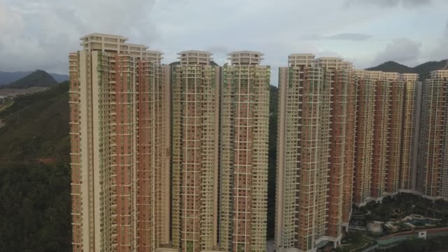Imágenes-de-Drone-de-Kuala-Kwan-O-City,-Hong-Kong