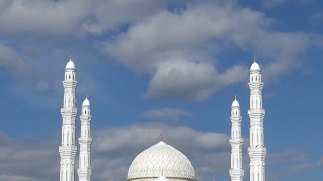 Mosque-roof,-Astana,-Kazakhstan