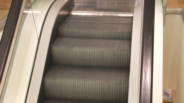 funktionierende-Rolltreppe