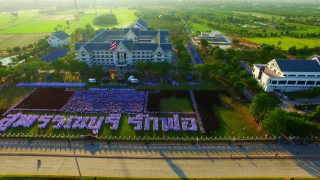 Zeremonie-der-Trauer-über-den-Tod-seiner-Majestät-König-Bhumibol-Adulyadej.