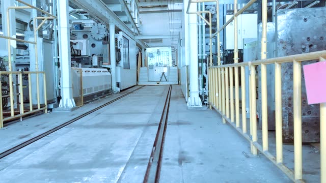 Full-time-lapse-video-HD-industry-and-technology-concept-from-during-mold-changing-with-indoor-factory-background