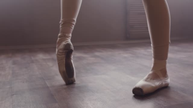 Beautiful-ballet-dance.-Warm-up.