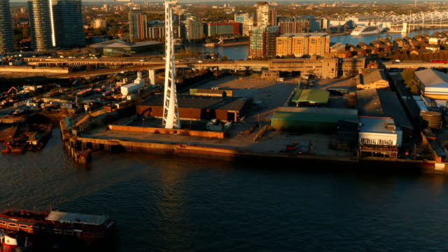 Millwall-Dock,-East-Docklands,-London,-Großbritannien