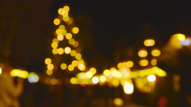 Christmas-Market-Impressions---Defocused-shot-of-a-beautiful-Christmas-market-by-night