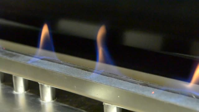 Moderne-Bio-Fireplot-Kamin-Ethanol-Gas.-Smart-ökologische