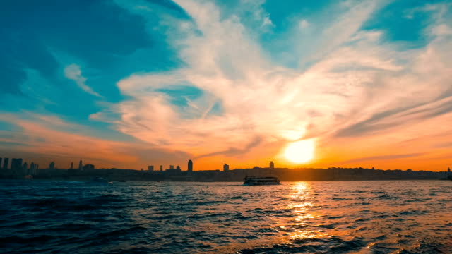 Time-Lapse-of-Istanbul.-Sunset-in-Turkey.