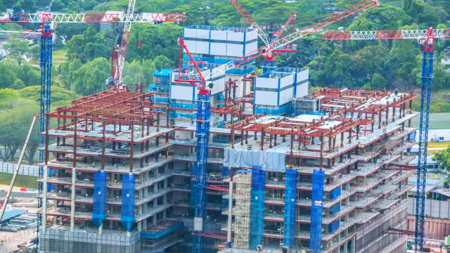 4K.-Time-lapse-Construction-crane-in-Singapore-city