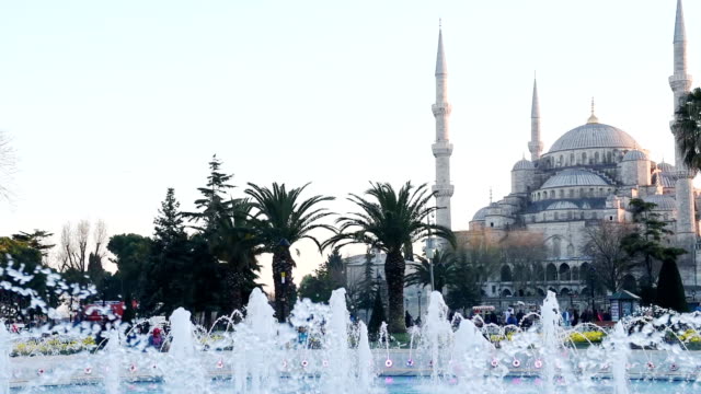 Mezquita-del-Sultán-Ahmed-iluminado-mezquita-azul,-Estambul,-Turquía
