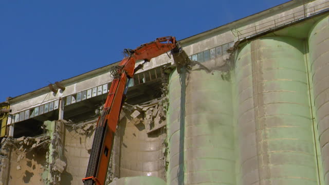 Demolition-Dismantling-of-Buildings,-Structures