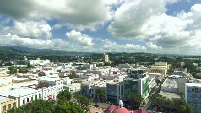 Aerial-view-of-Ponce,-Puerto-Rico-and-then-close-up-of-Church-in-the-town-center