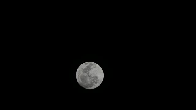 Full-moon-rising,-lapso-de-tiempo.