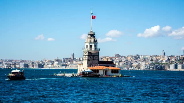 Maiden-Tower-und-schönen-blauen-Himmel-Istanbul-Hintergrund.-ISTANBUL-serielle-Hyperlapse-VIDEOS