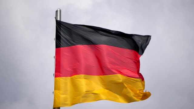 German-flag-in-slow-motion-180fps