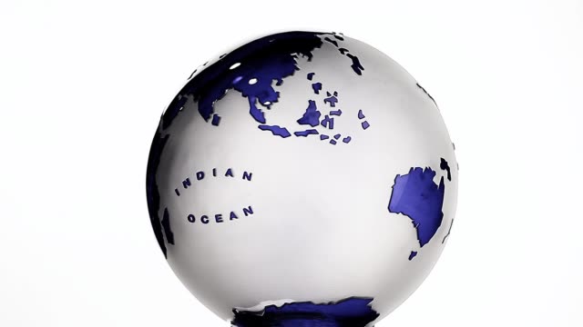 Glas-Globe-weißen-Hintergrund-HD-Filmmaterial