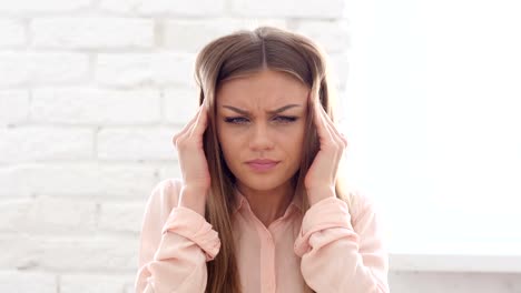 Headache,-Stressed-Woman-in-Office