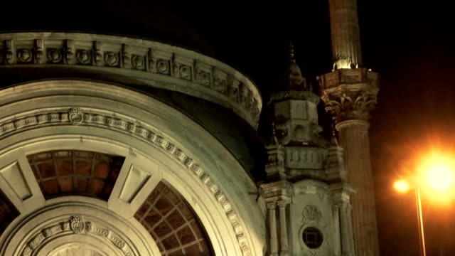 Dolmabahçe-mezquita,-Turquía,-Estambul