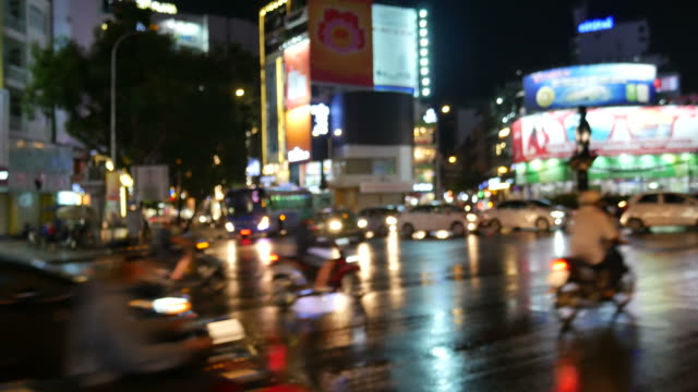 Tráfico-y-anuncios-en-Vietnam