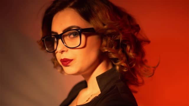Sexy-young-secretary-in-glasses-and-red-lips