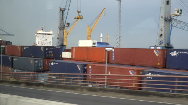Großen-Industriehafen-mit-Containern.-15.05.2018-Lissabon,-Portugal