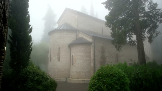 Bodbe-Monastery-(Saint-Nino-Monastery)-at-in-fog-in-Sighnaghi,-Georgia.