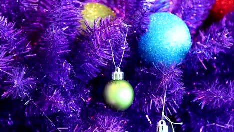 árbol-de-Navidad-de-timelapse-púrpura