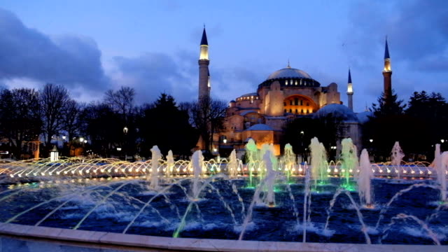 Hagia-Sophia-ist-griechischen-orthodoxen-christlichen-Basilika-in-Istanbul