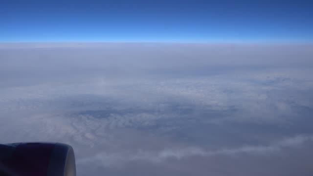 Cloud-Ansicht-aus-einem-Flugzeug