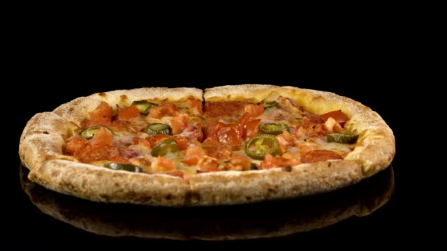 Deliciosa-pizza-sabrosa-de-rotación