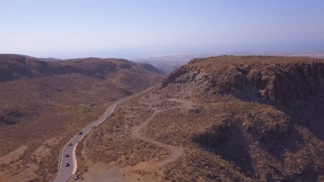 Hermosa-vista-aérea-de-la-carretera-de-Gran-Canaria