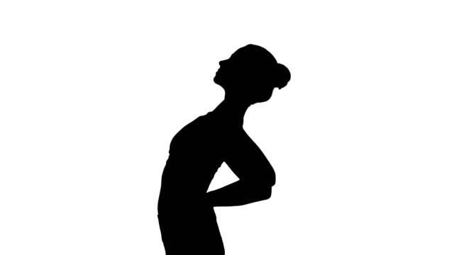 Silhouette-junge-attraktive-Frau-praktizieren-Yoga,-stretching-in-Übung-Ustrasana-Kamel-pose