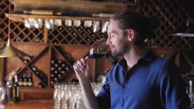 Wine-Tasting.-Man-Smelling,-Drinking-Red-Wine-At-Winery-Cellar